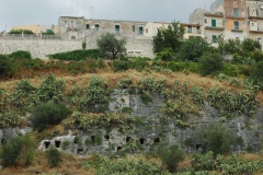 Necropoli-presso-chiesa-SS-Trovato-Ragusa-Ibla