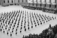 Manifestazioni fasciste in Piazza Impero