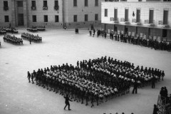 Manifestazioni fasciste in Piazza Impero