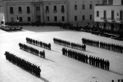 Manifestazioni fasciste in Piazza Impero