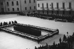 Manifestazioni fasciste in Piazza Impero