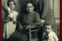 Vincenzo Rabito e famiglia